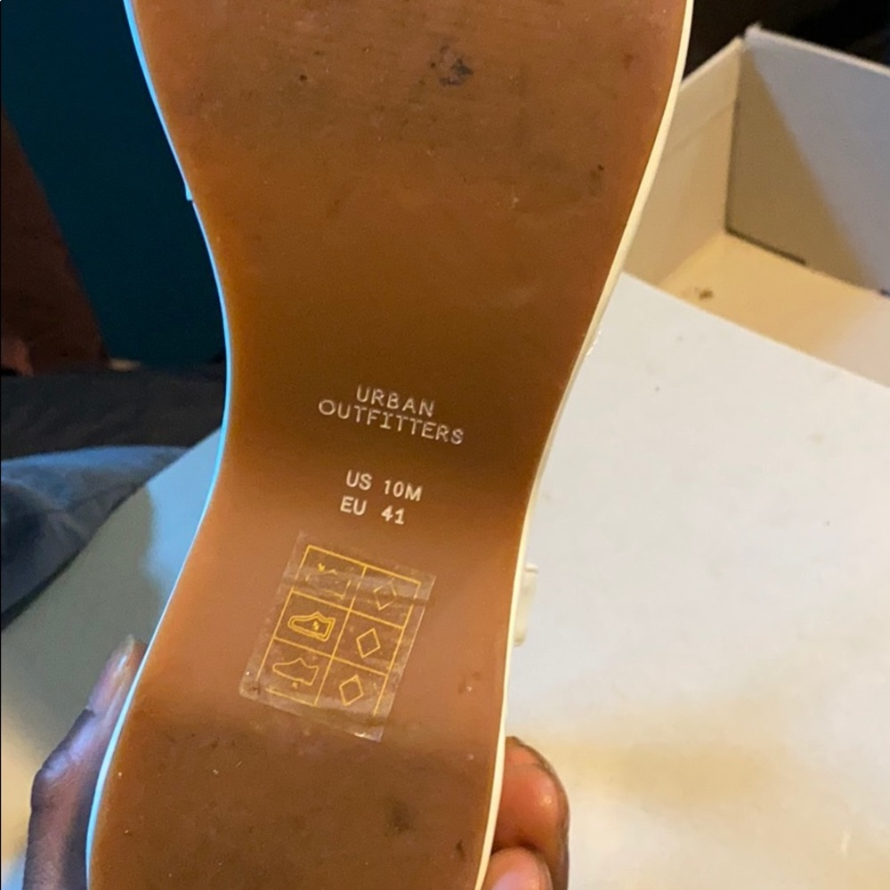 Sandals - Picture 3 of 3